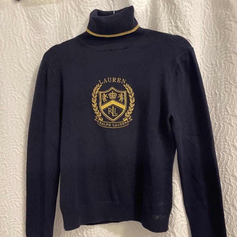 Turtle neck sweater